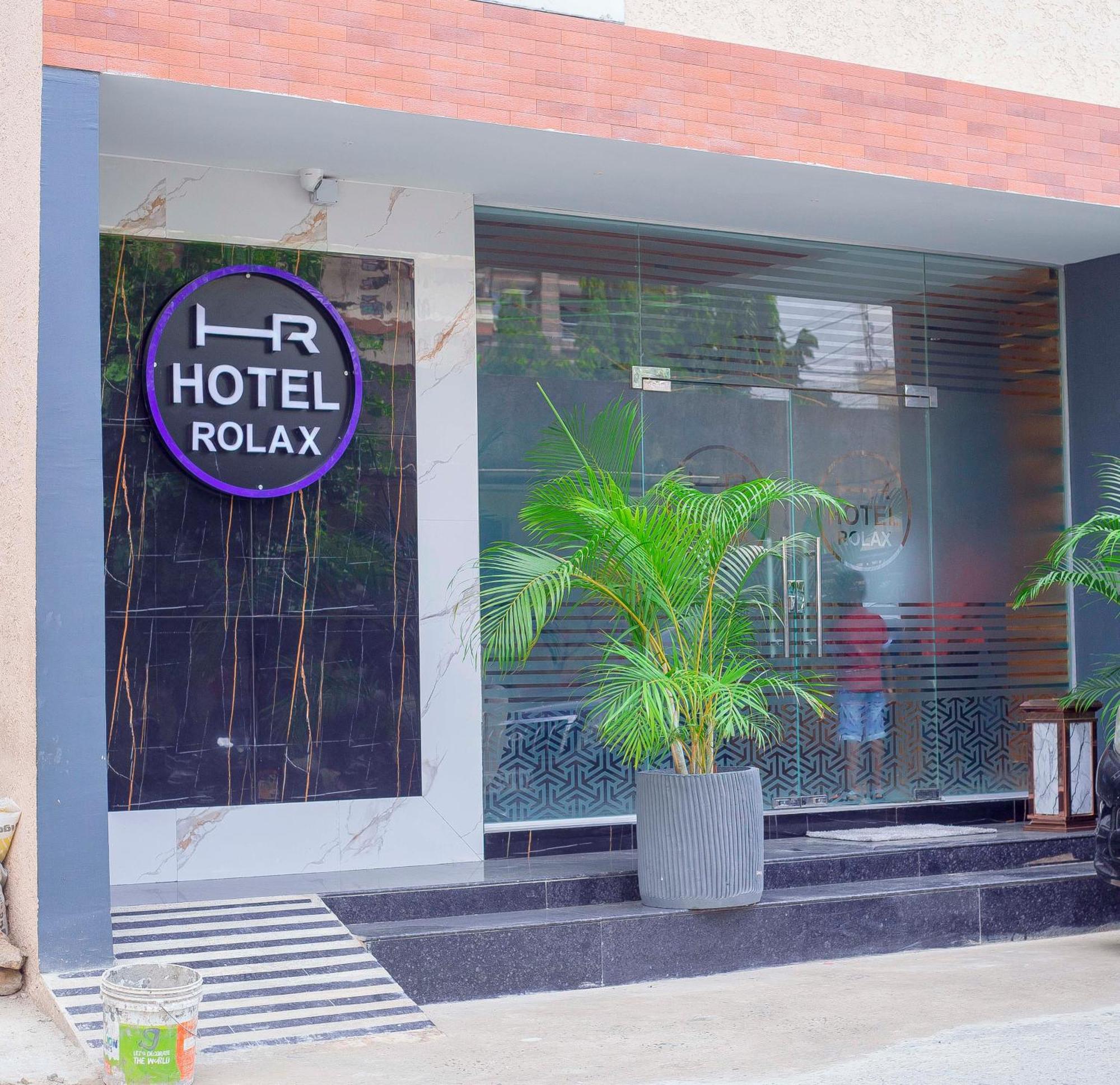 Hotel Rolax Дар ес Саалам Екстериор снимка